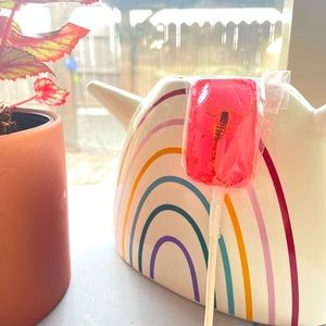Novelty scorpion lollipop clear pink